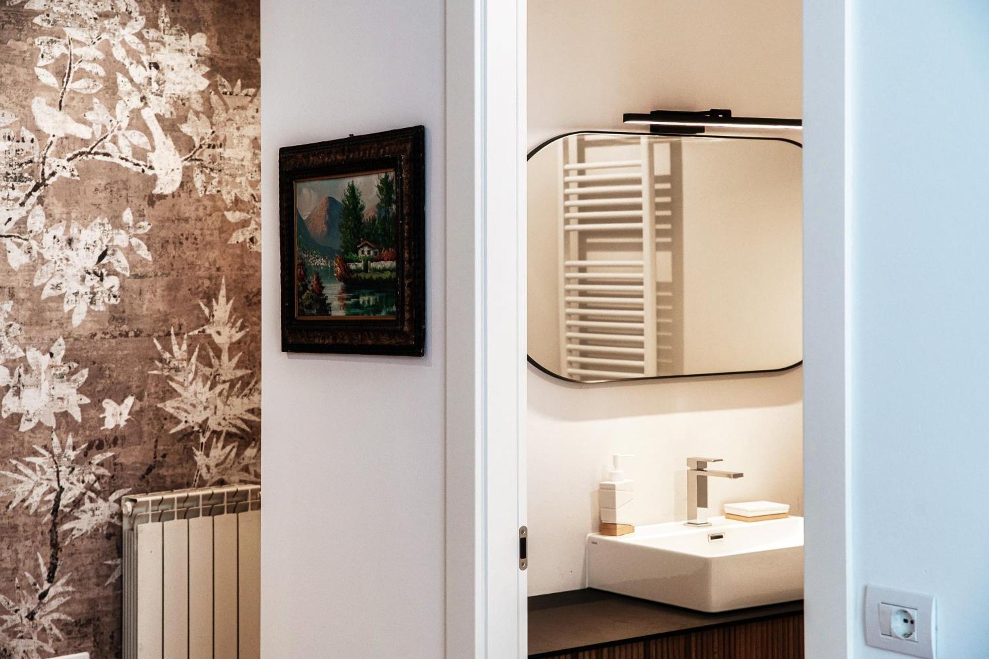 Guesthouse Lake'S Vibes - The House Of Travelers Côme Extérieur photo